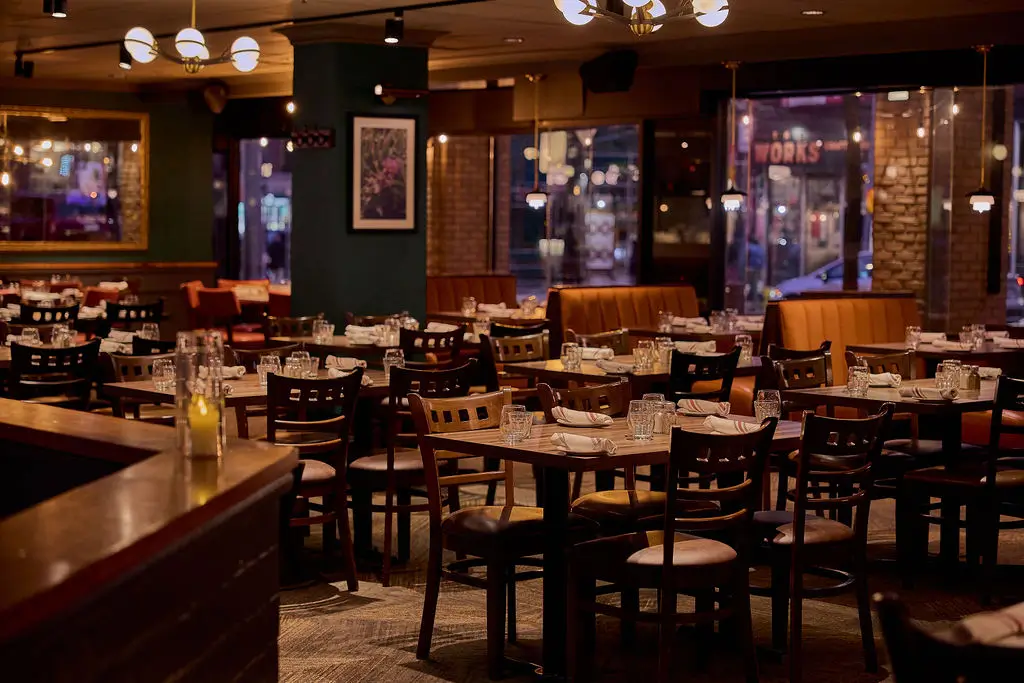 HotHouse Restaurant downtown Toronto Interior